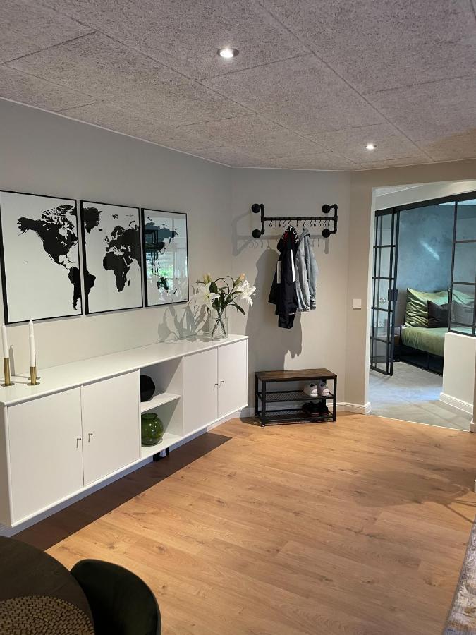Ny Style Entire Apartment W/Private Cozy Terrace Harreslev Eksteriør billede
